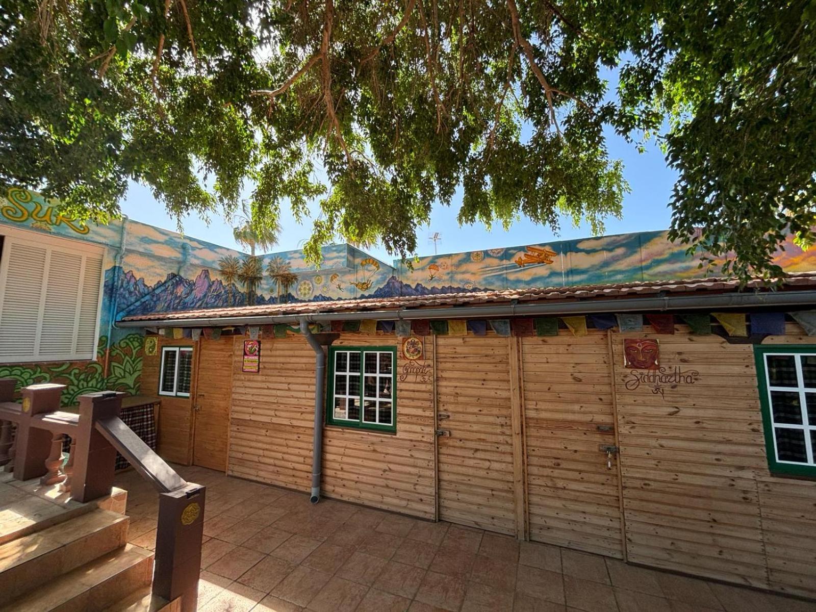 Hostel Los Duendes Del Sur Costa Del Silencio Exterior photo